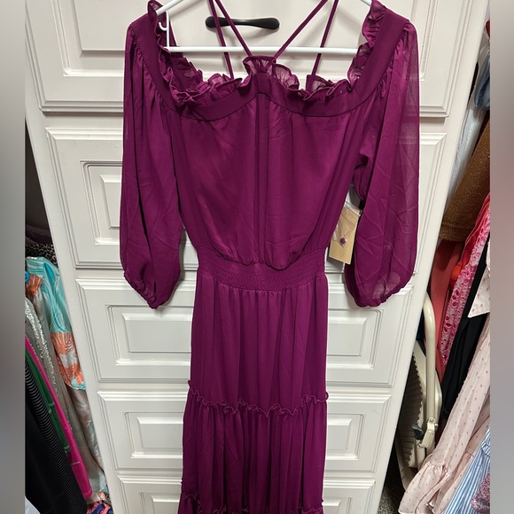 Halogen off shoulder maxi dress. Plum fairy color (purple/wine color) Size small - Picture 3 of 6